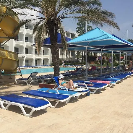 מלון Club Rama