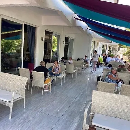מלון Club Rama *